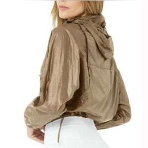 Alo Yoga Sprinter Lightweight Windbreaker Full Zip Hooded Jacket